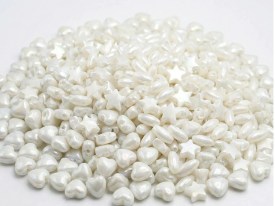 Cuentas plasticas corazon perlado